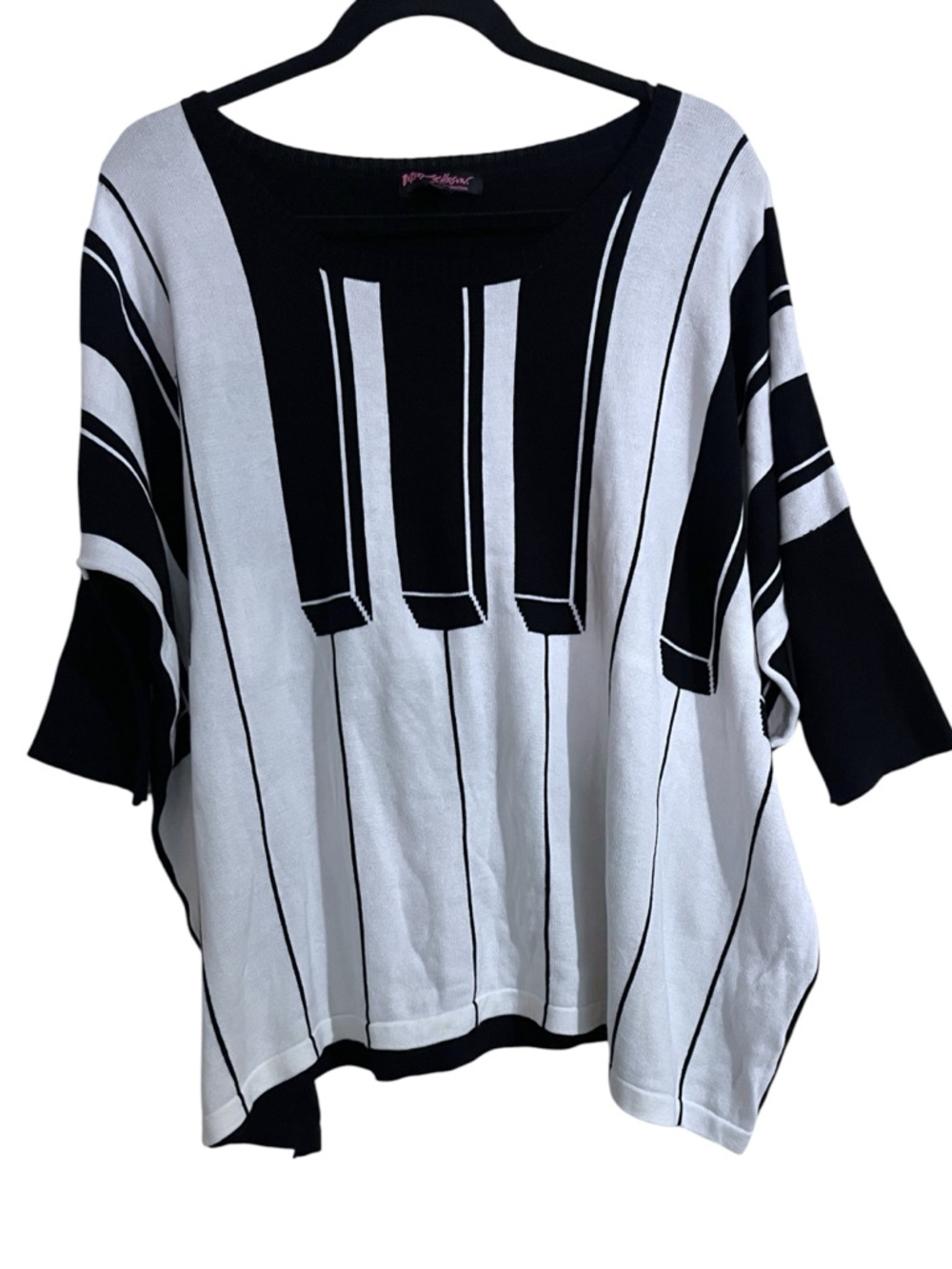 Betsey Johnson Rare Piano “Play Me” Intarsia Batwing Sleeve Sweater One Size - Picture 3 of 6
